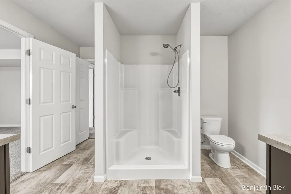 2809 Ivy Lane Middleville, MI 49333