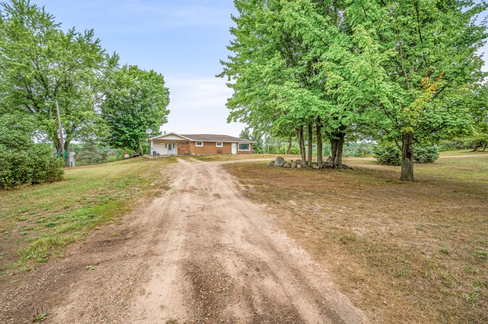 6584 E 96th Street Reed City, MI 49677