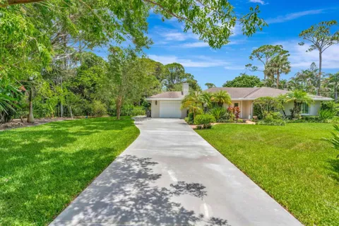 5531 HIBISCUS ROAD