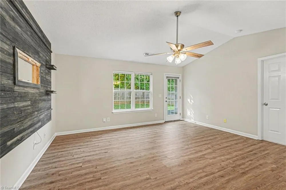 3582 Sydney Oaks Drive Greensboro, NC 27214