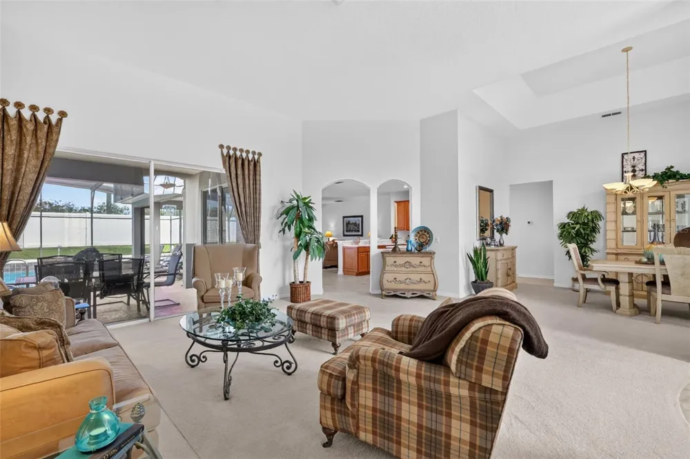 9085 LAUREL RIDGE DRIVE Mount Dora, FL 32757