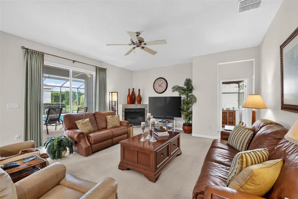9085 LAUREL RIDGE DRIVE Mount Dora, FL 32757