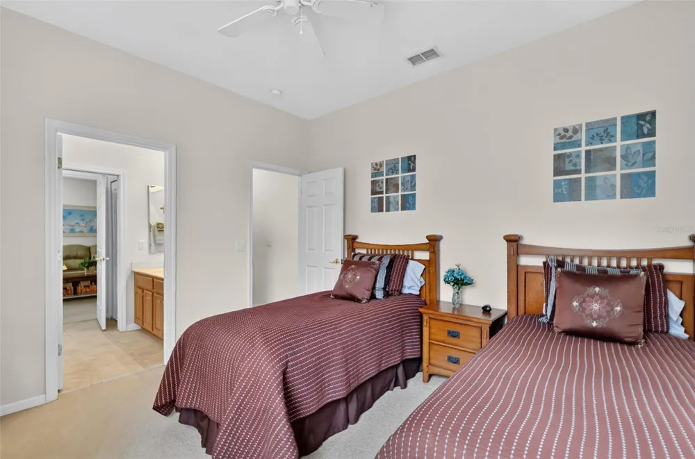 9085 LAUREL RIDGE DRIVE Mount Dora, FL 32757