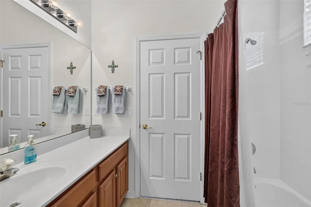 9085 LAUREL RIDGE DRIVE Mount Dora, FL 32757