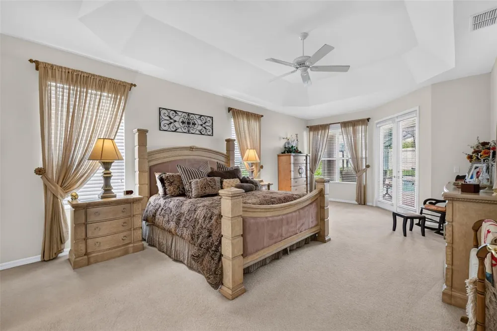 9085 LAUREL RIDGE DRIVE Mount Dora, FL 32757