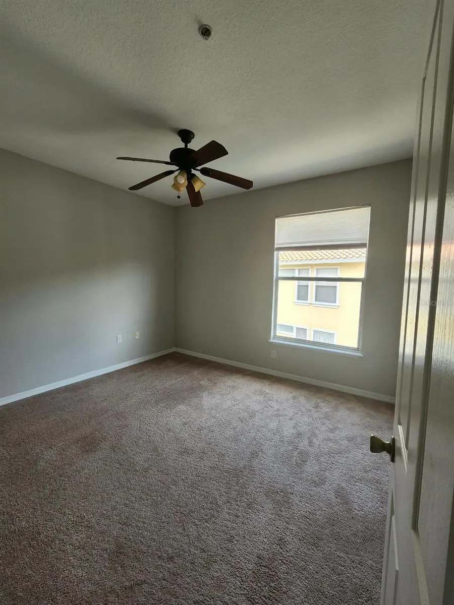 1175 LAKE SHADOW CIRCLE #4302 Maitland, FL 32751
