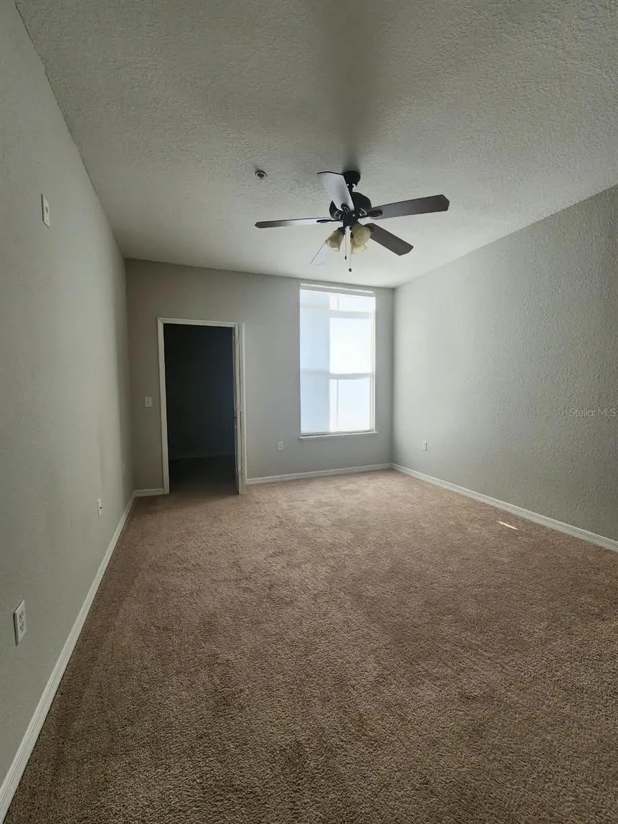 1175 LAKE SHADOW CIRCLE #4302 Maitland, FL 32751