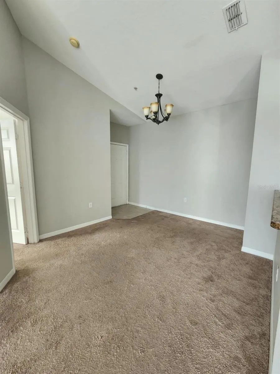 1175 LAKE SHADOW CIRCLE #4302 Maitland, FL 32751