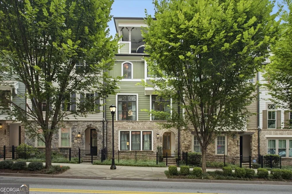976 Memorial WALK SE Atlanta, GA 30316