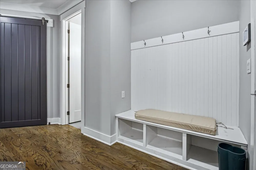 976 Memorial WALK SE Atlanta, GA 30316