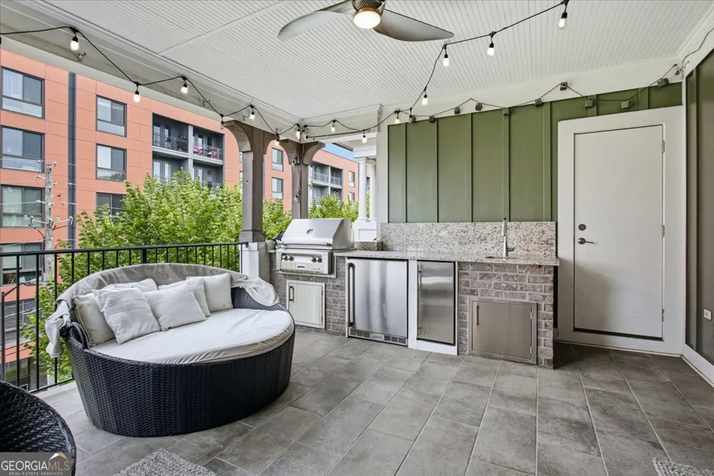 976 Memorial WALK SE Atlanta, GA 30316