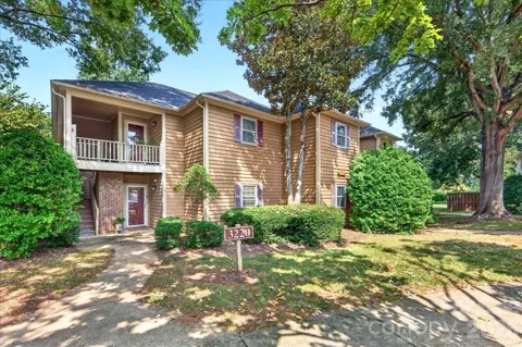 3220 Selwyn Farms Lane #5