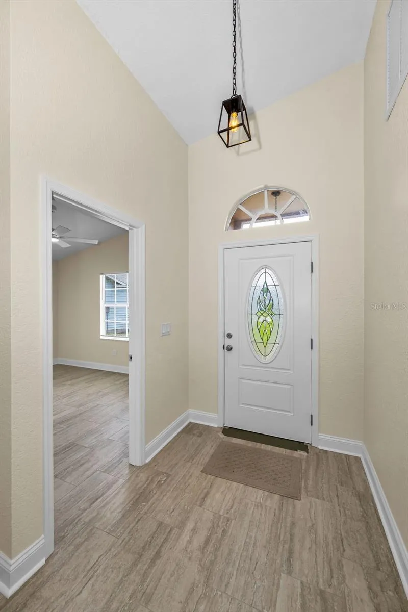 1874 FEATHER TREE CIRCLE Clearwater, FL 33765