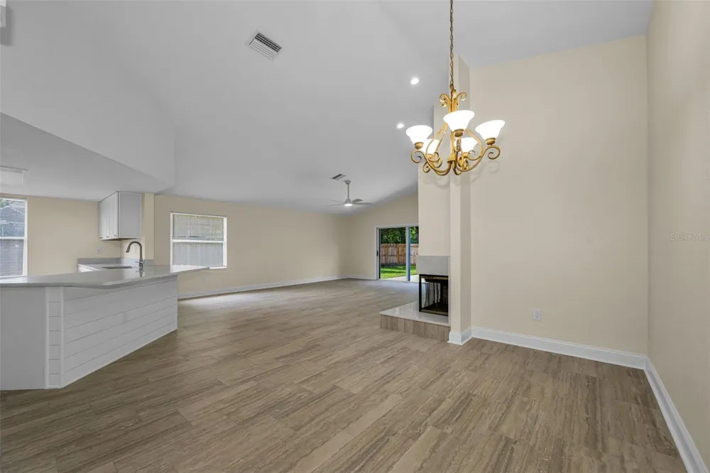 1874 FEATHER TREE CIRCLE Clearwater, FL 33765