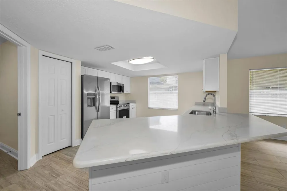 1874 FEATHER TREE CIRCLE Clearwater, FL 33765