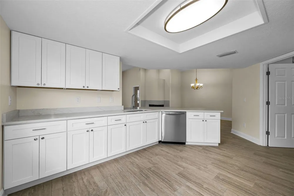 1874 FEATHER TREE CIRCLE Clearwater, FL 33765