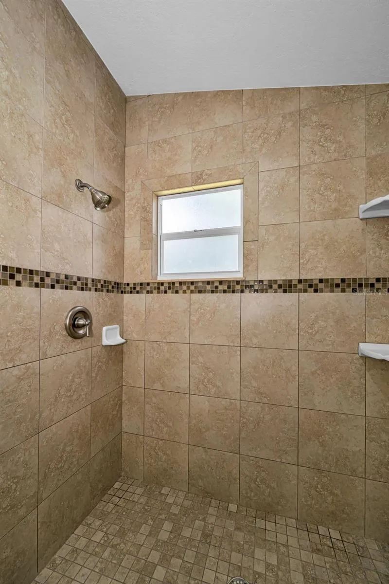 1874 FEATHER TREE CIRCLE Clearwater, FL 33765