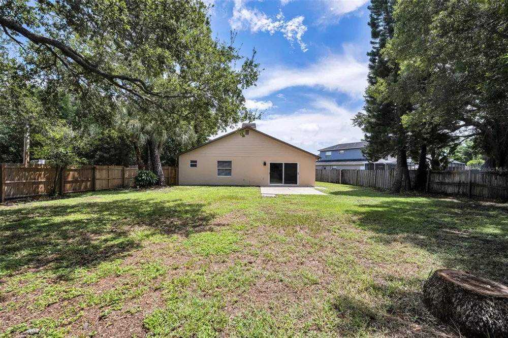 1874 FEATHER TREE CIRCLE Clearwater, FL 33765