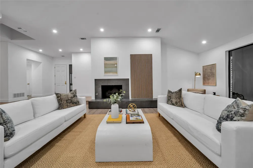 7001 Rocky Top Circle Dallas, TX 75252