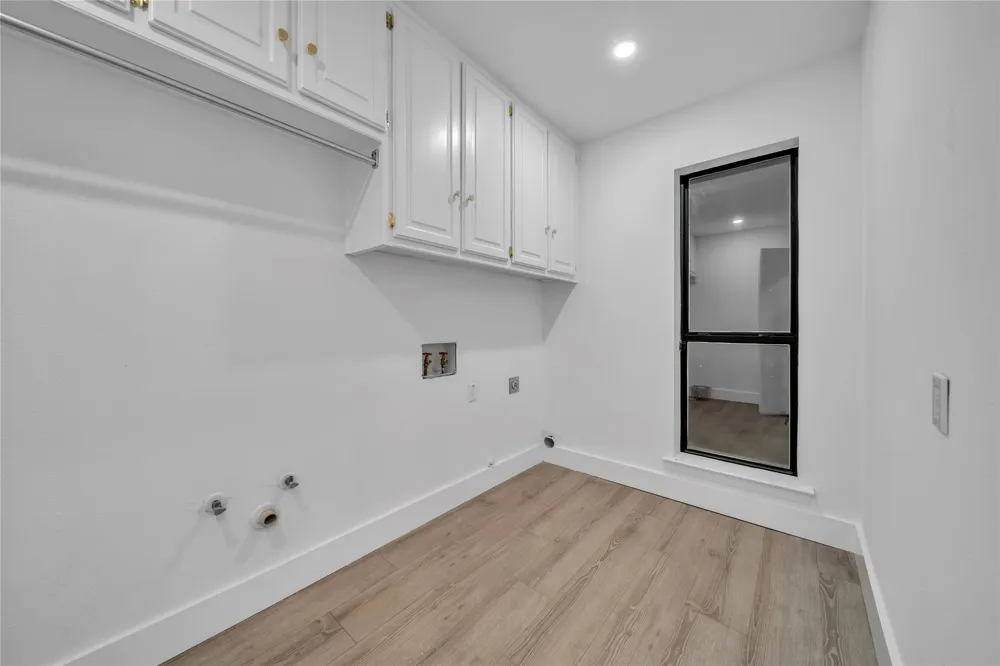 7001 Rocky Top Circle Dallas, TX 75252