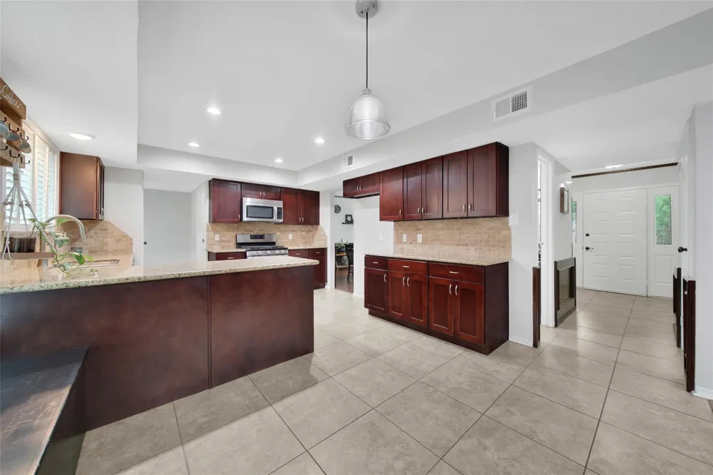 180 Maple Branch Street The Woodlands, TX 77380