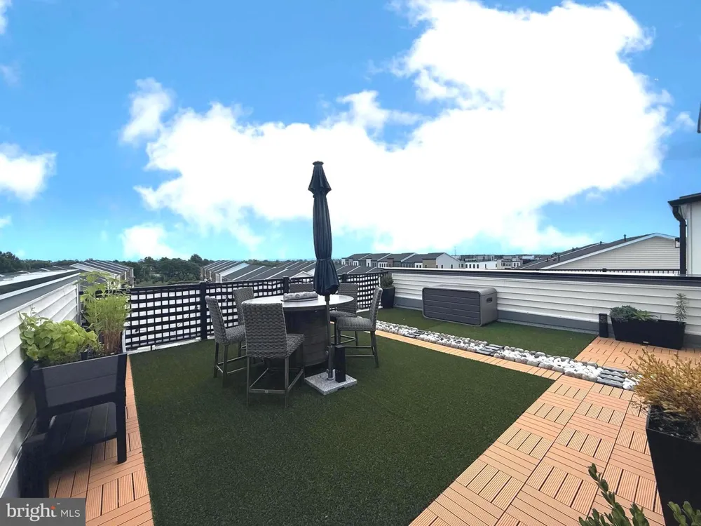43342 FARRINGDON SQUARE Ashburn, VA 20148