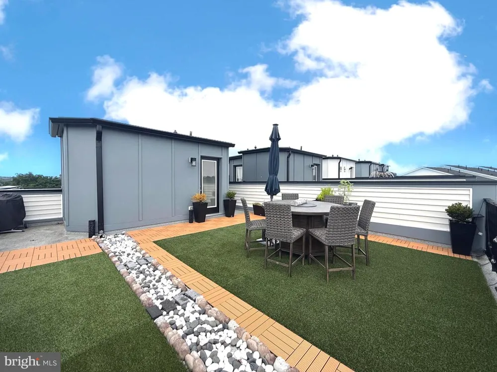 43342 FARRINGDON SQUARE Ashburn, VA 20148
