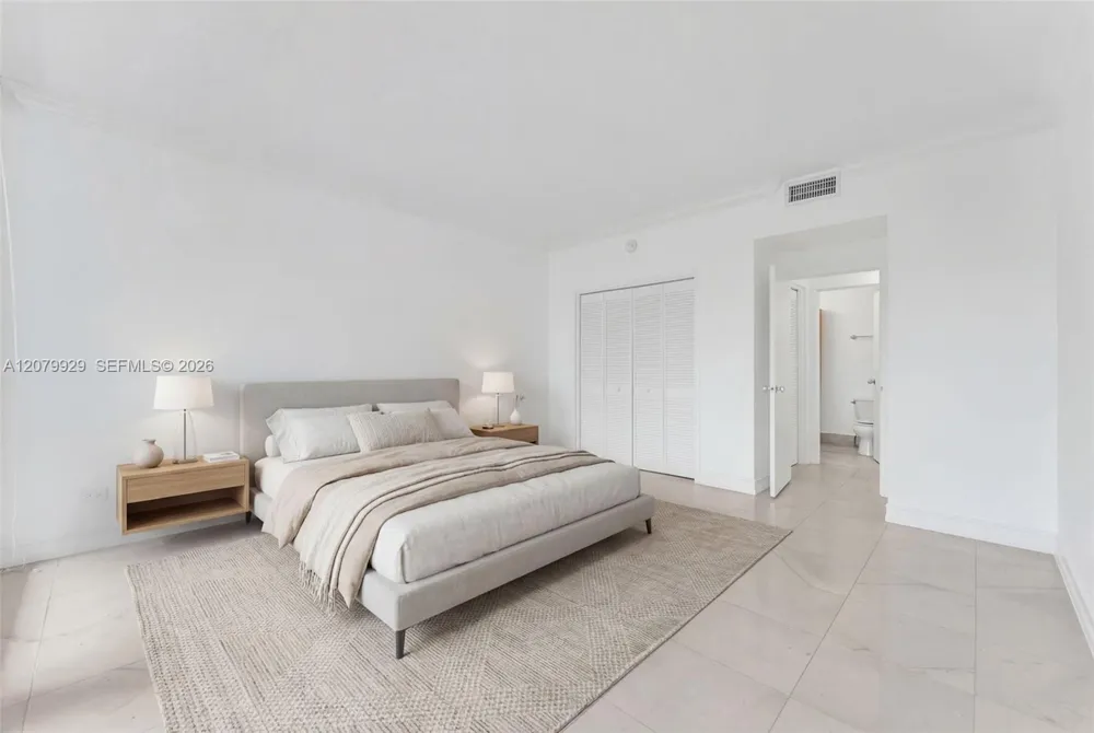 700 Biltmore Way #304 Coral Gables, FL 33134