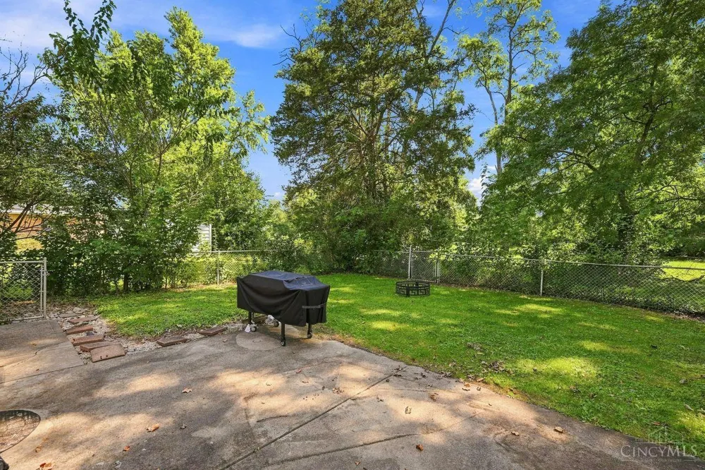 5690 Long Field Drive Miami, OH 45150
