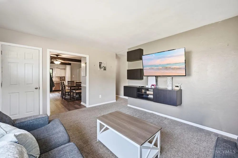 5690 Long Field Drive Miami, OH 45150