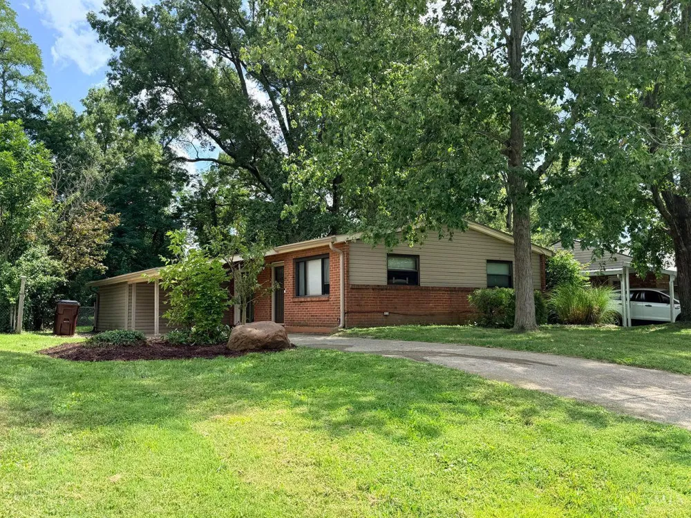 5690 Long Field Drive Miami, OH 45150