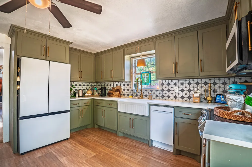 608 W Coleman Colbert, OK 74733
