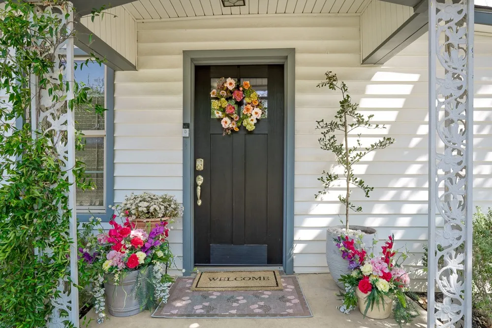 608 W Coleman Colbert, OK 74733