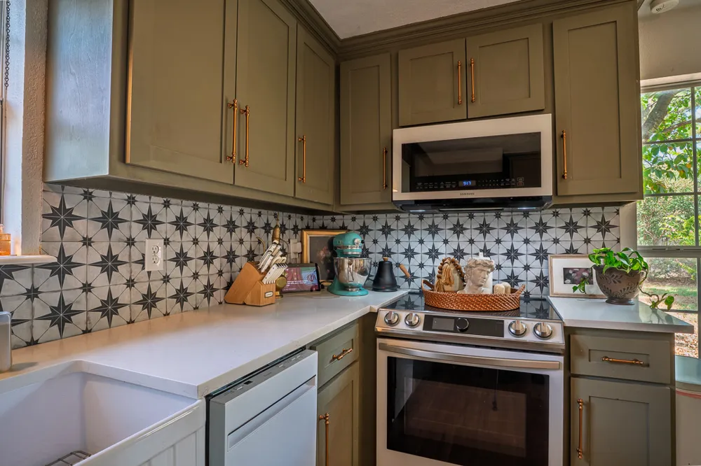 608 W Coleman Colbert, OK 74733
