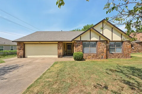 1400 S 28th Street