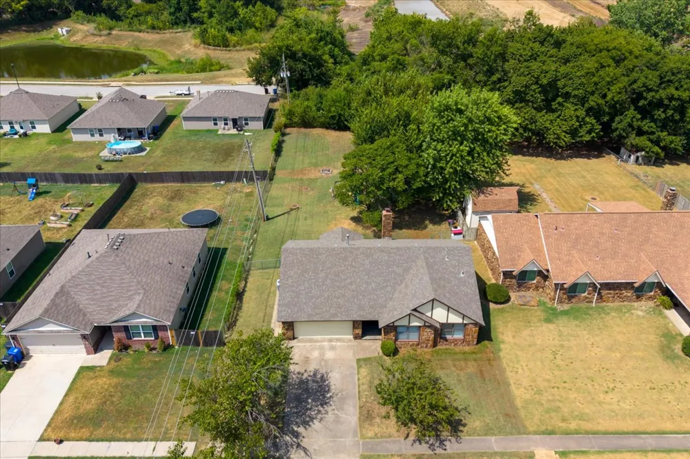1400 S 28th Street Broken Arrow, OK 74014