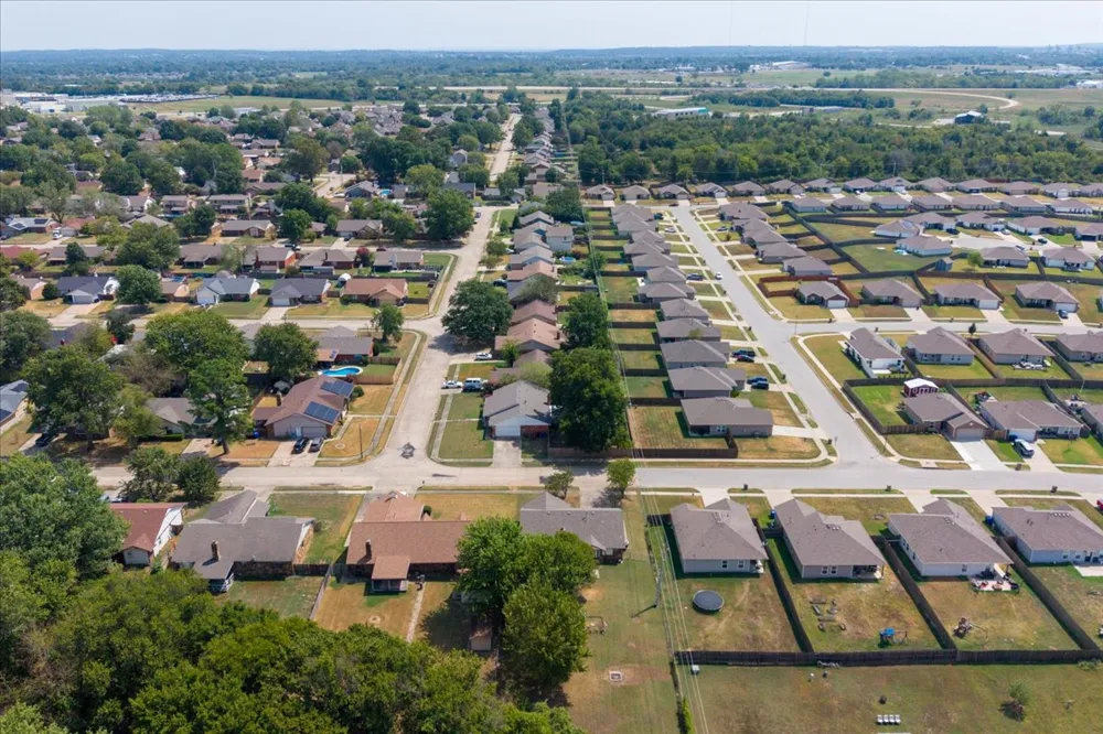 1400 S 28th Street Broken Arrow, OK 74014