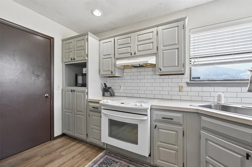 1400 S 28th Street Broken Arrow, OK 74014