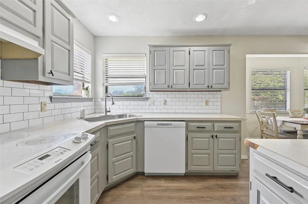 1400 S 28th Street Broken Arrow, OK 74014
