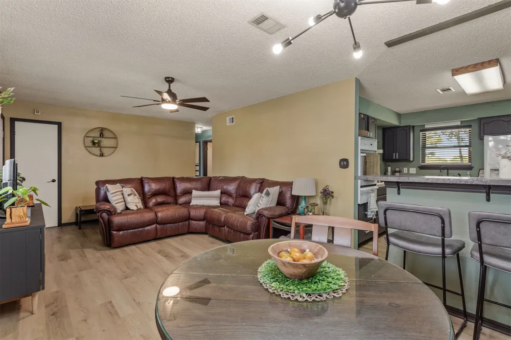 1848 S 123rd EastAvenue Tulsa, OK 74128