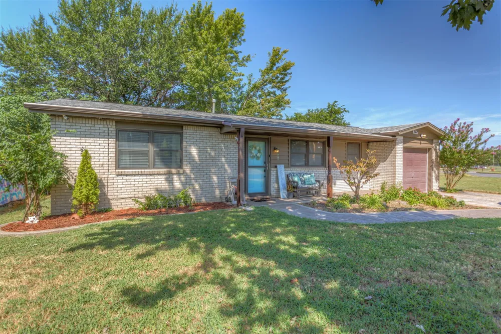1848 S 123rd EastAvenue Tulsa, OK 74128