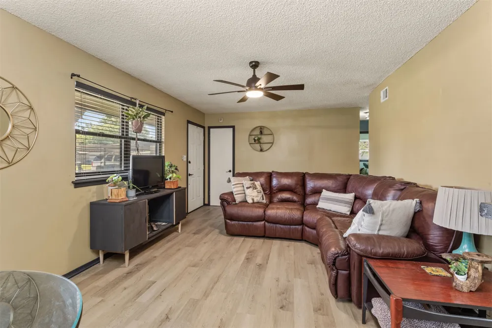 1848 S 123rd EastAvenue Tulsa, OK 74128