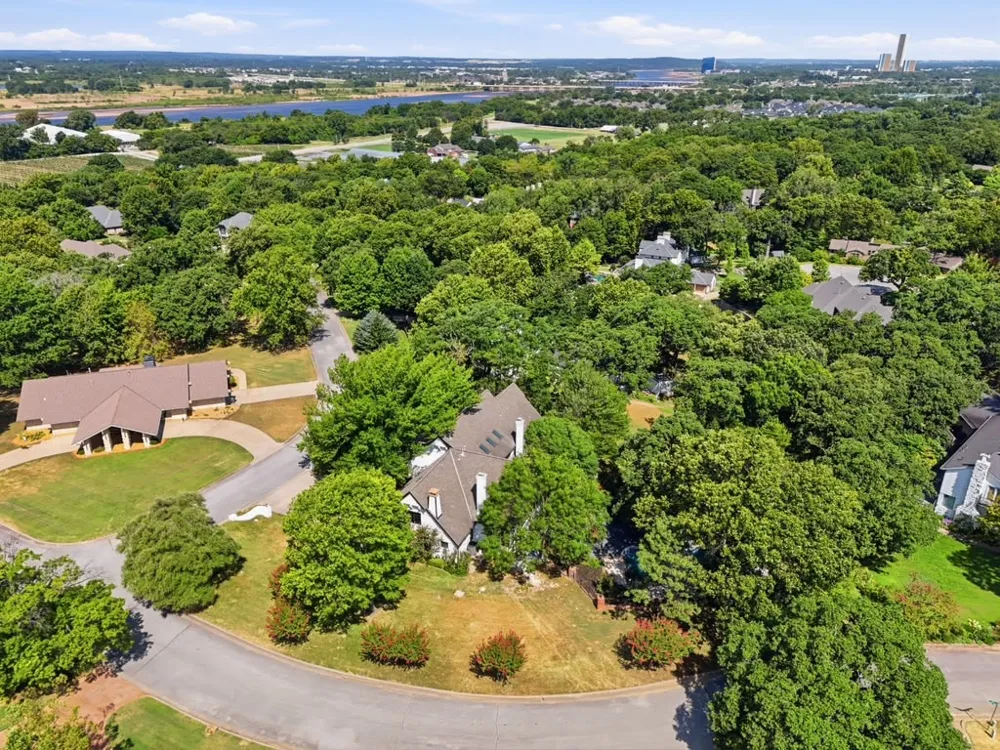 11055 S Jamestown Avenue Tulsa, OK 74137