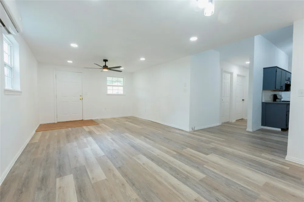 214 W Ada Avenue Wilburton, OK 74578