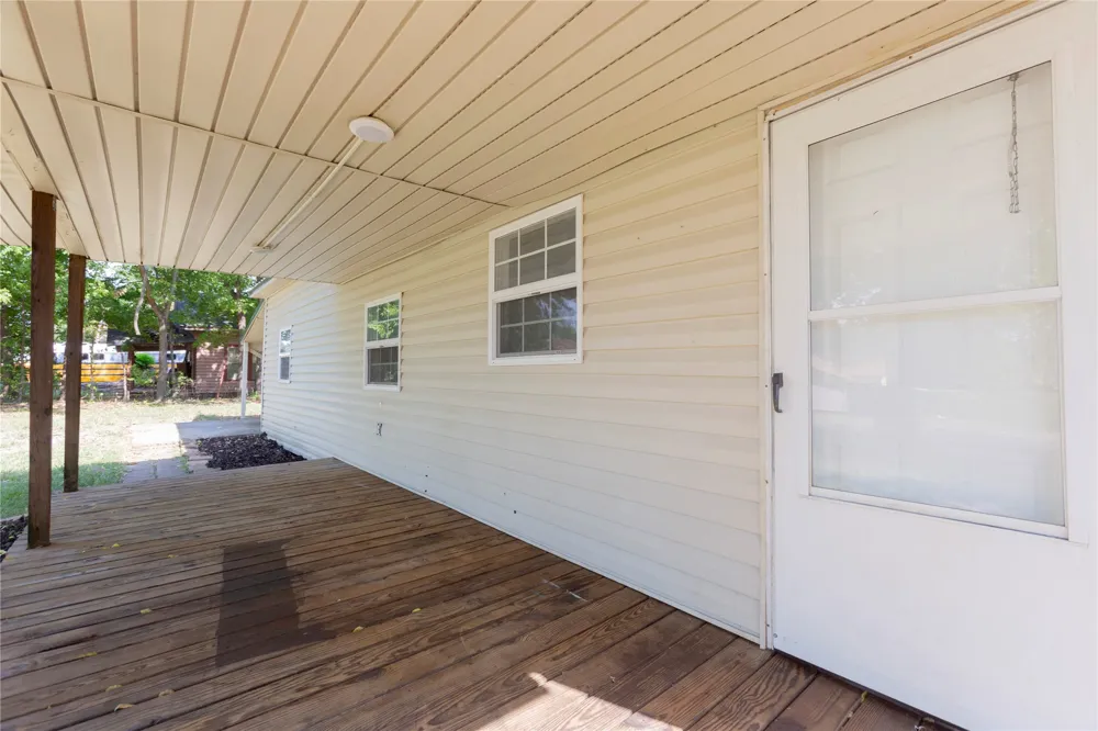 214 W Ada Avenue Wilburton, OK 74578