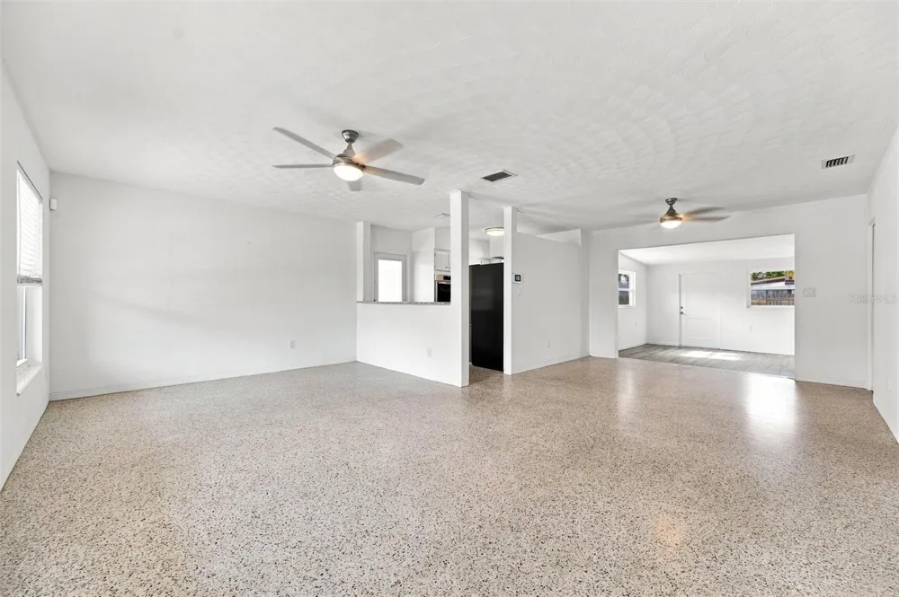 1906 15TH AVENUE DRIVE W Bradenton, FL 34205