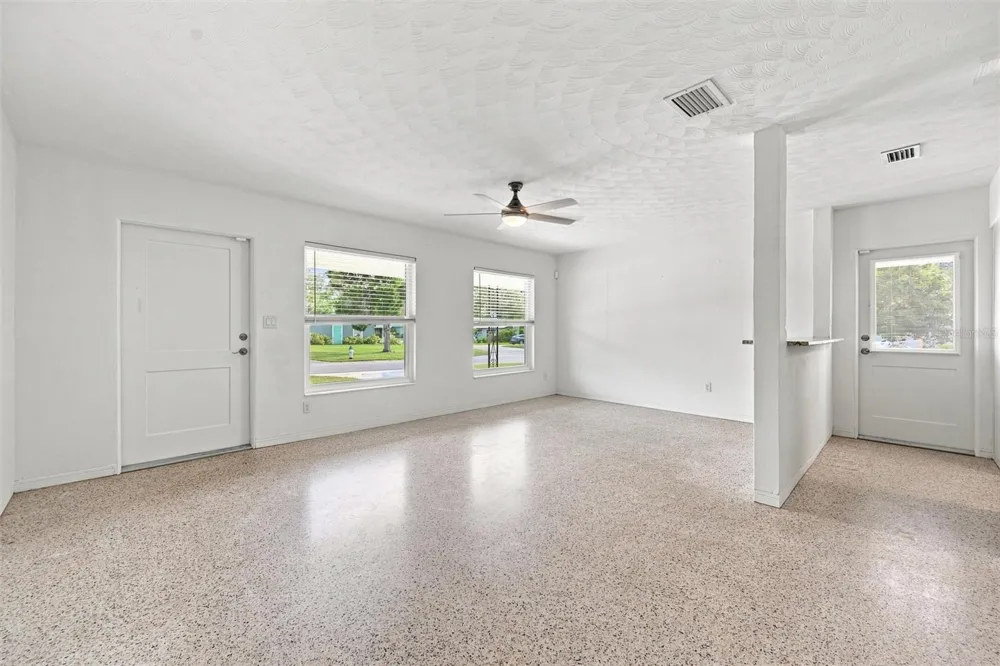 1906 15TH AVENUE DRIVE W Bradenton, FL 34205