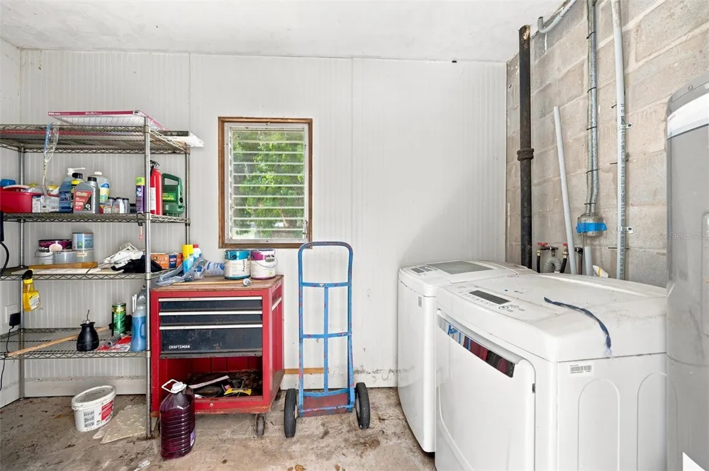 1906 15TH AVENUE DRIVE W Bradenton, FL 34205