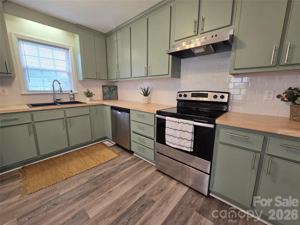 118 Oakwood Avenue Salisbury, NC 28146