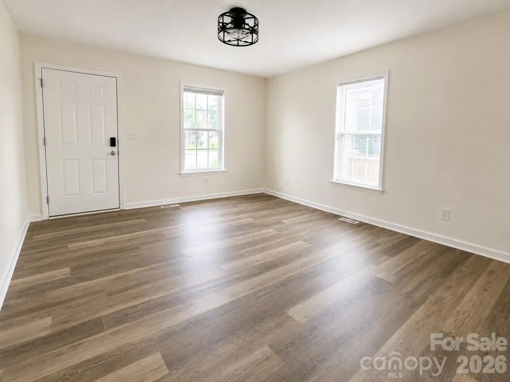 118 Oakwood Avenue Salisbury, NC 28146